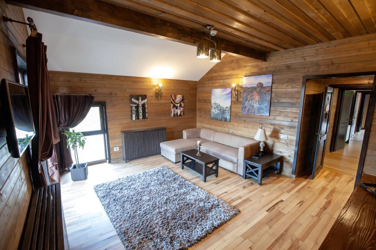 Maggie'S Ranch Hotel ริชนอฟ ภายนอก รูปภาพ