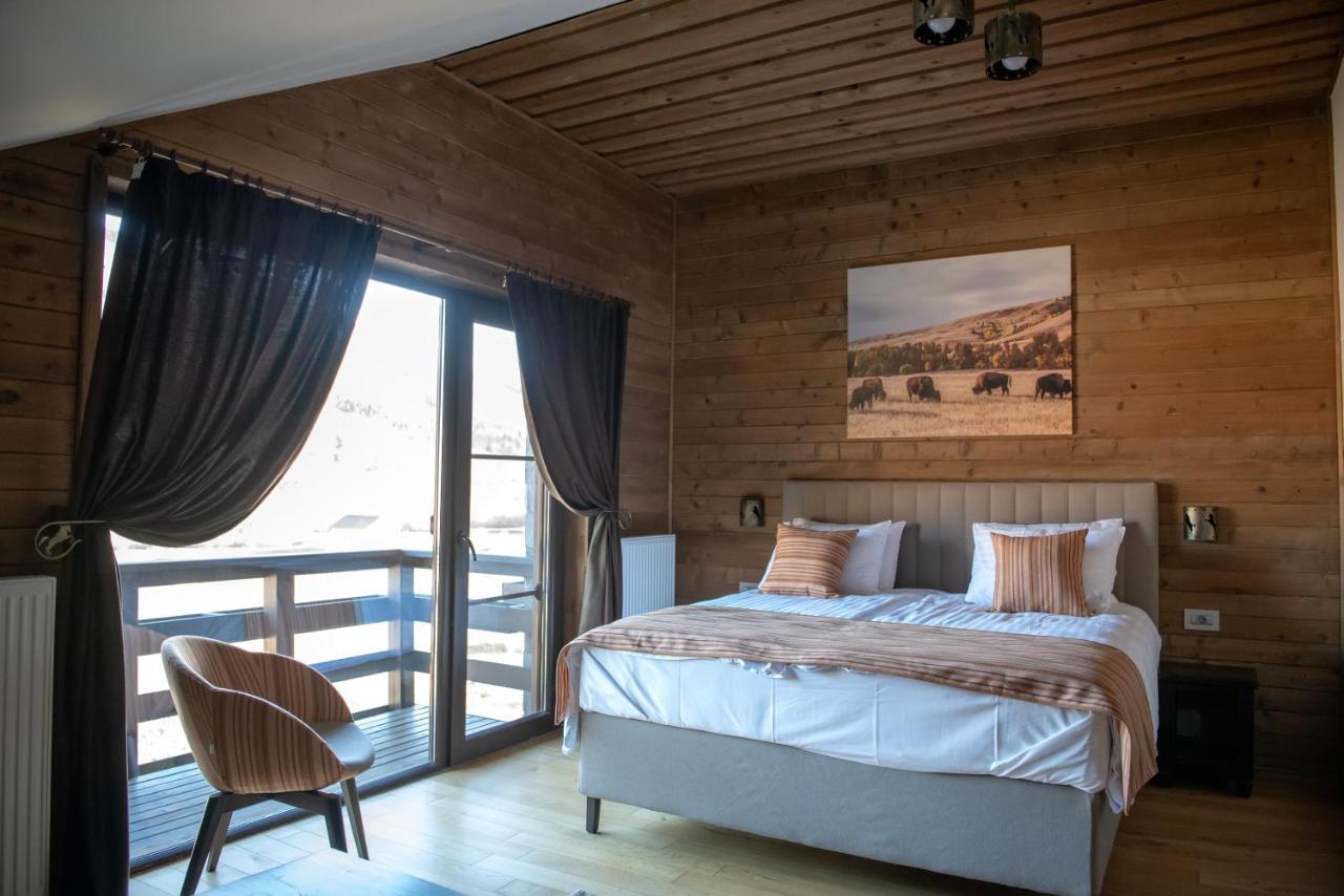 Maggie'S Ranch Hotel ริชนอฟ ภายนอก รูปภาพ
