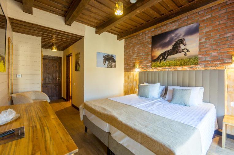 Maggie'S Ranch Hotel ริชนอฟ ภายนอก รูปภาพ